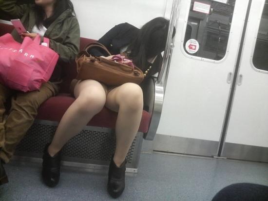 電車内素人盗撮エロ-56