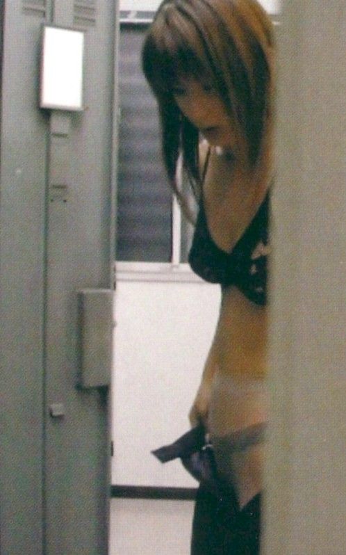 更衣室盗撮-48