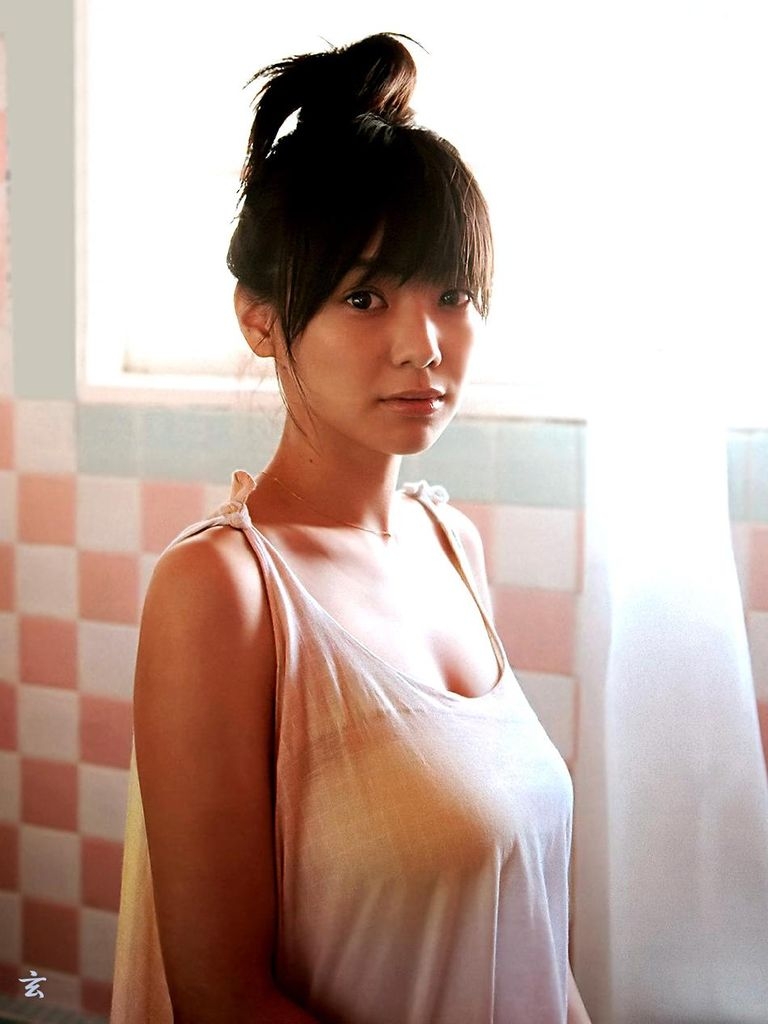 グラドルの着衣巨乳-3