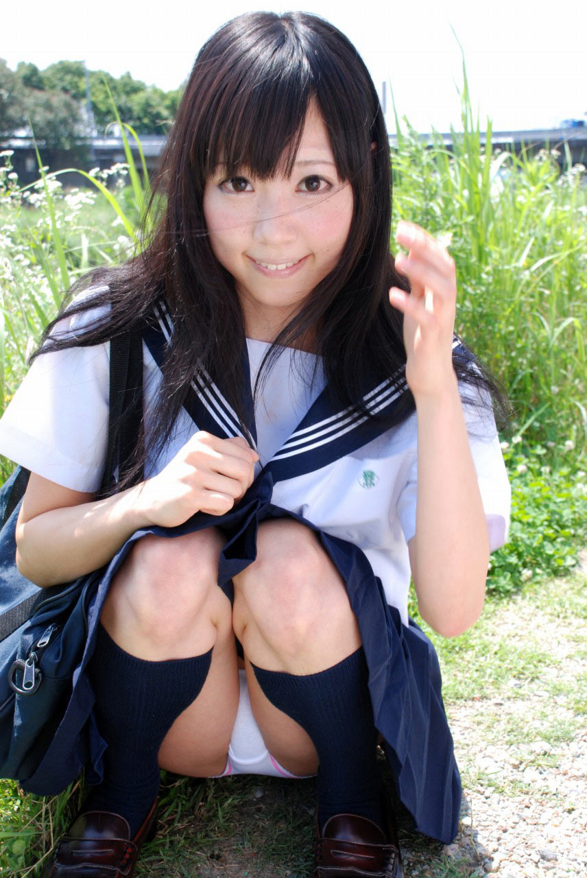 生足パンモロJK-4