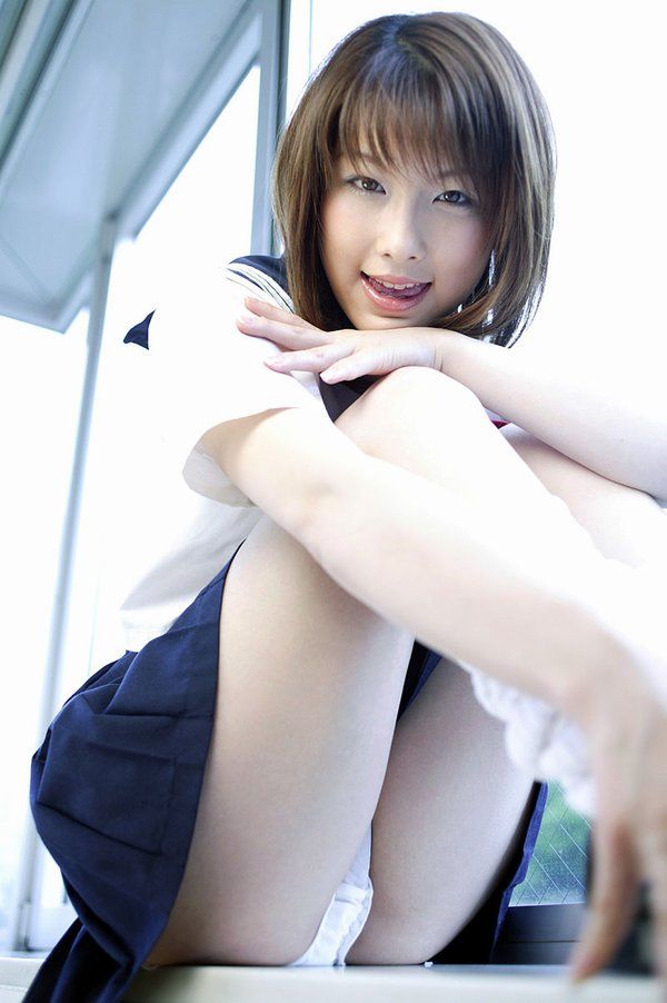生足パンモロJK-49