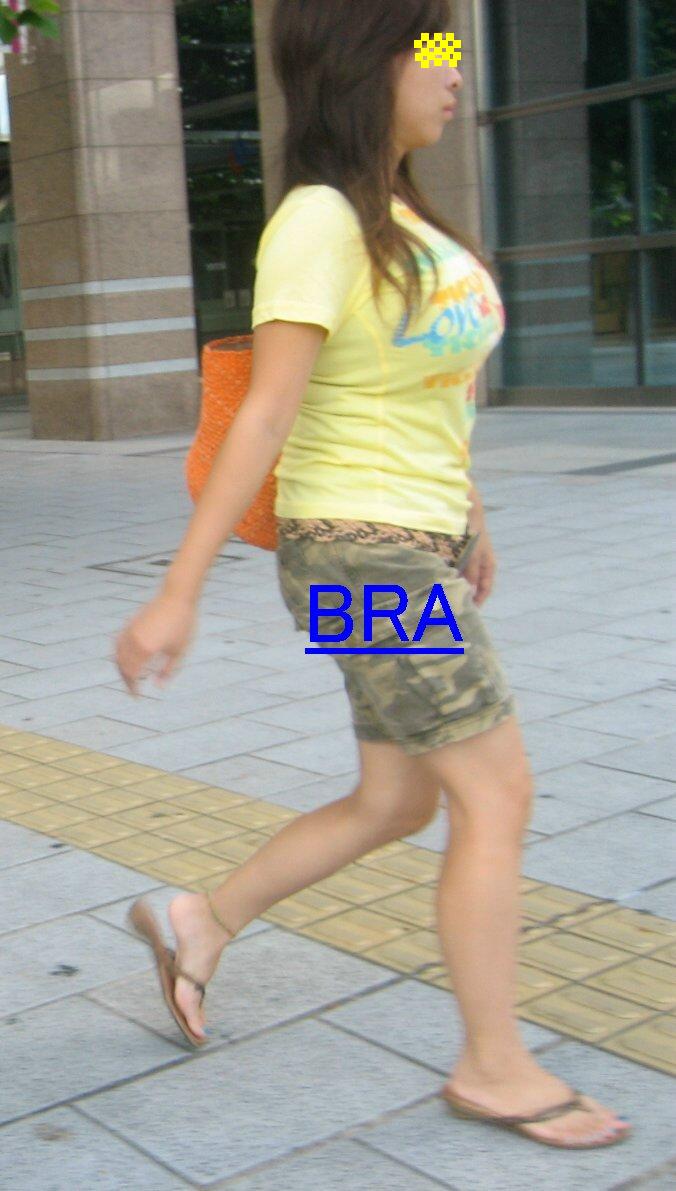 素人さんの着衣巨乳エロ-11