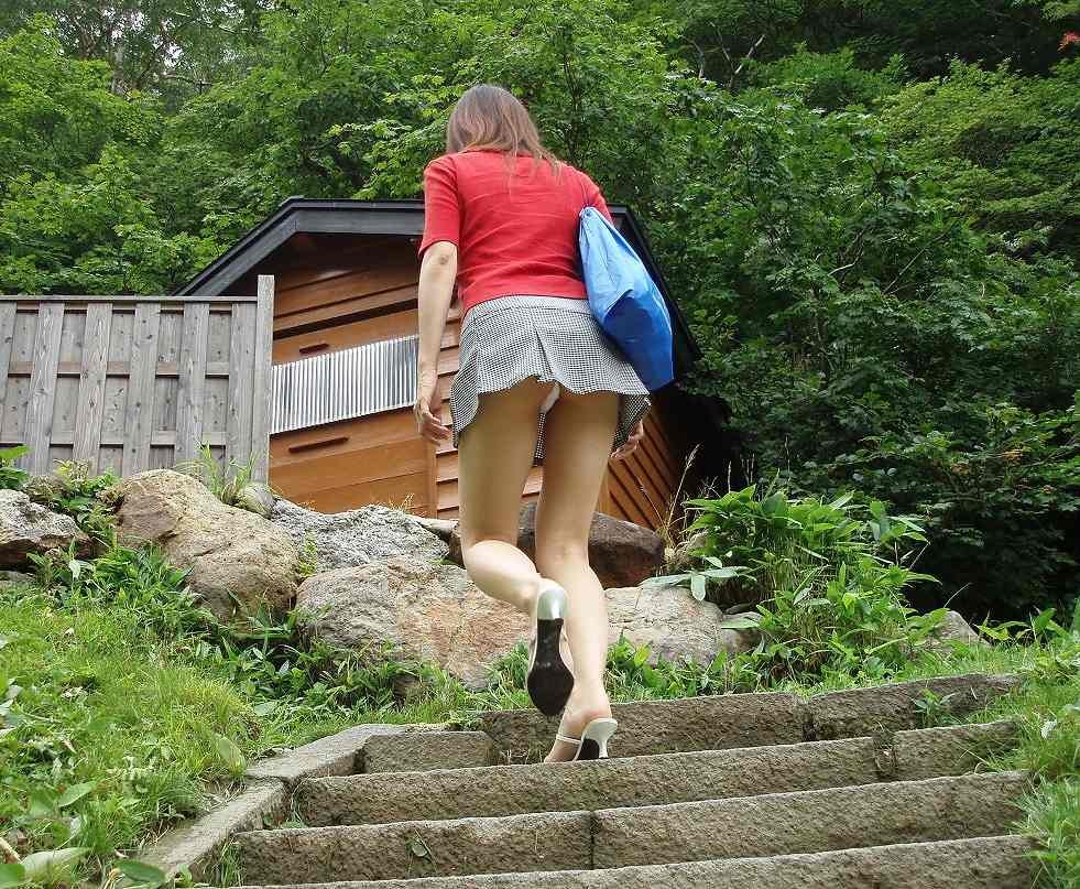 階段パンチラ盗撮-4