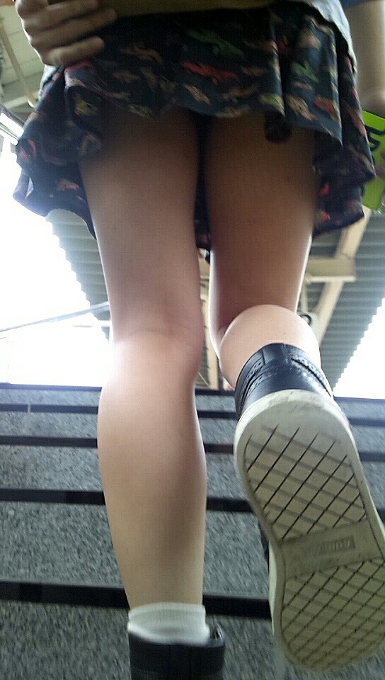 階段パンチラ盗撮-5